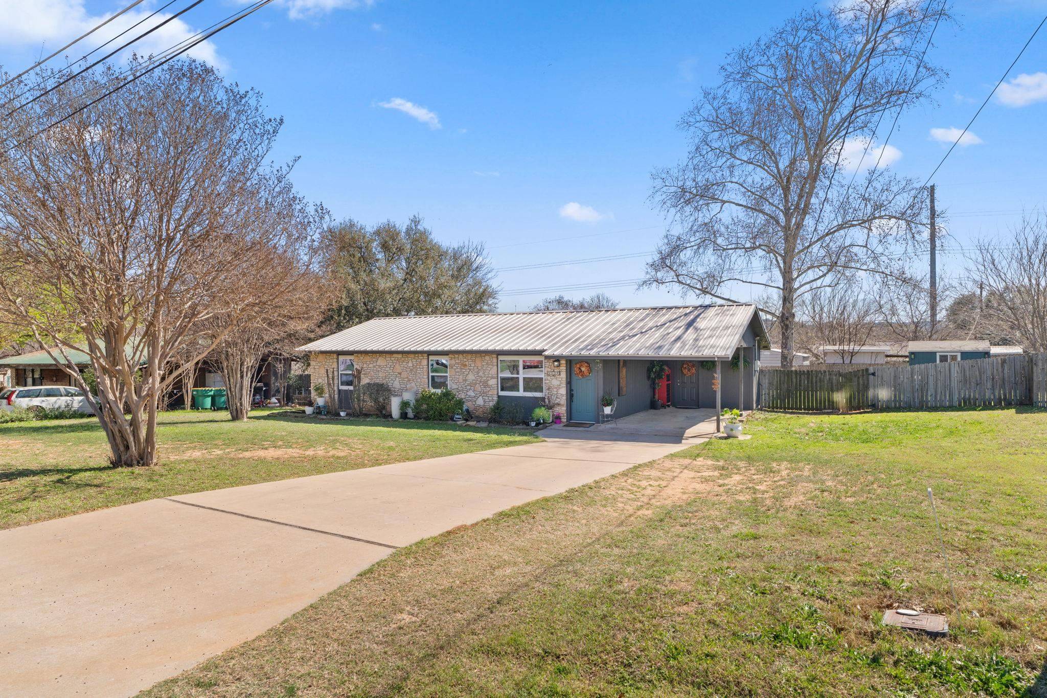1114 Cedar DR, Marble Falls, TX 78654