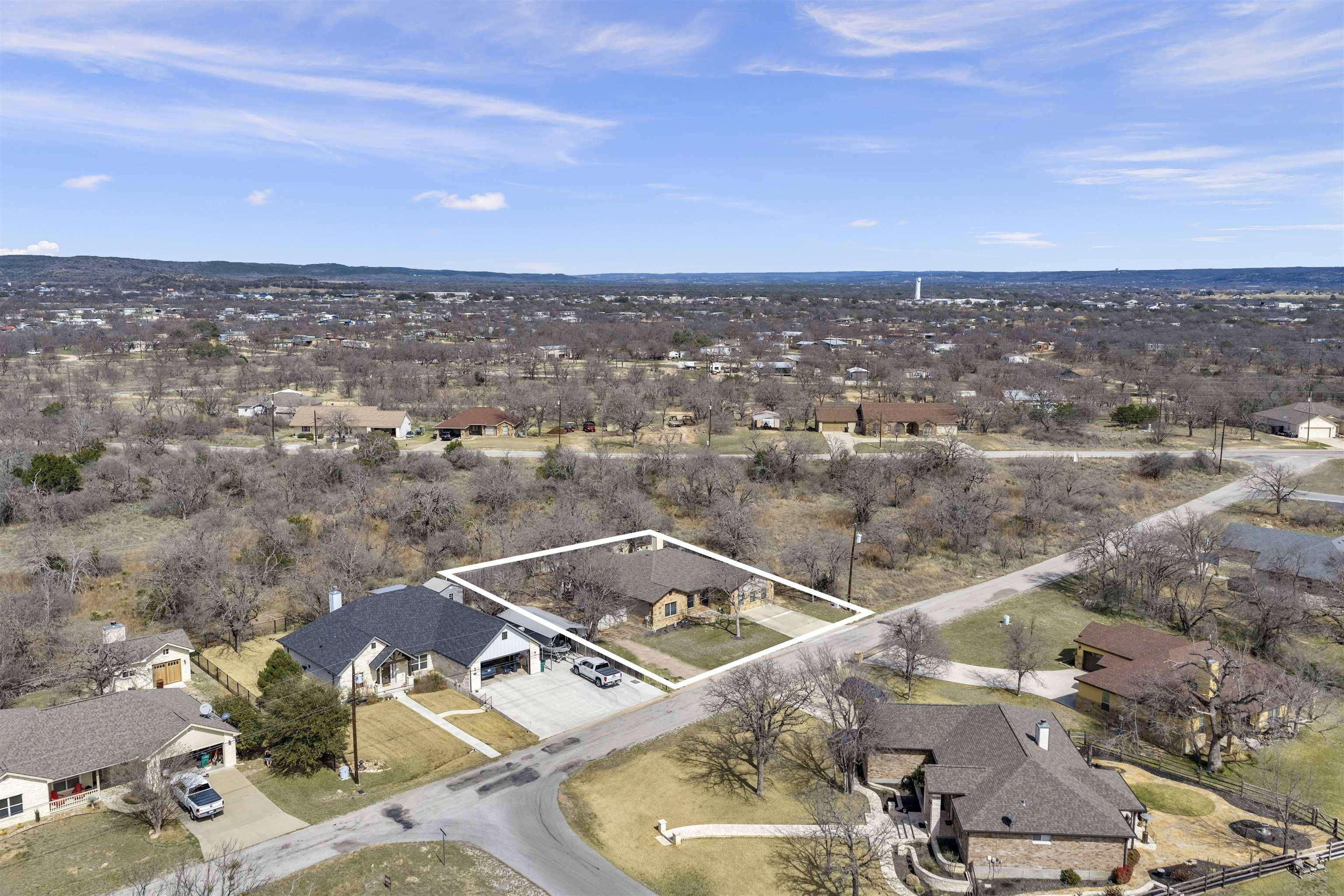 113 Chaumont ST, Kingsland, TX 78639