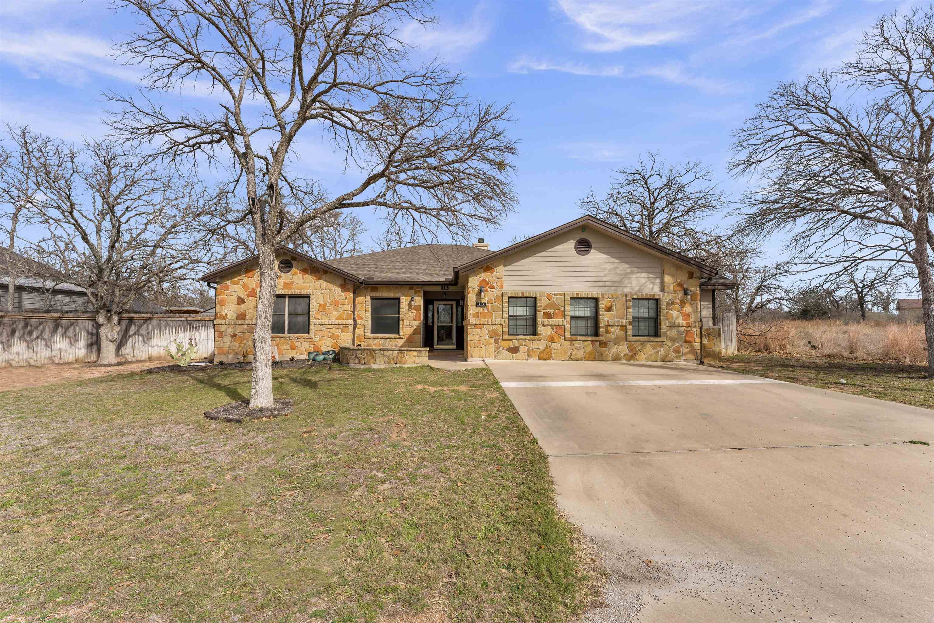 113 Chaumont ST, Kingsland, TX 78639