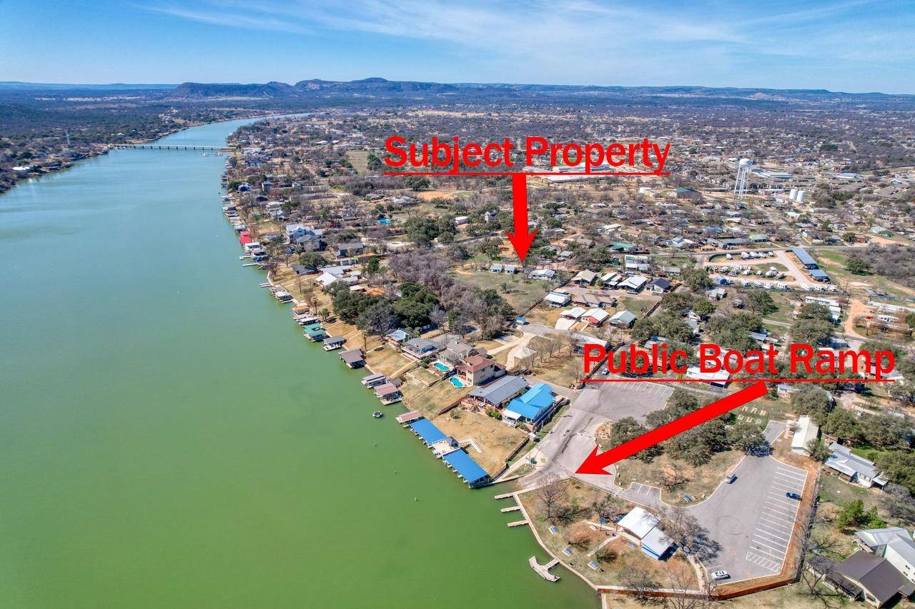 554 Barnett ST, Kingsland, TX 78639