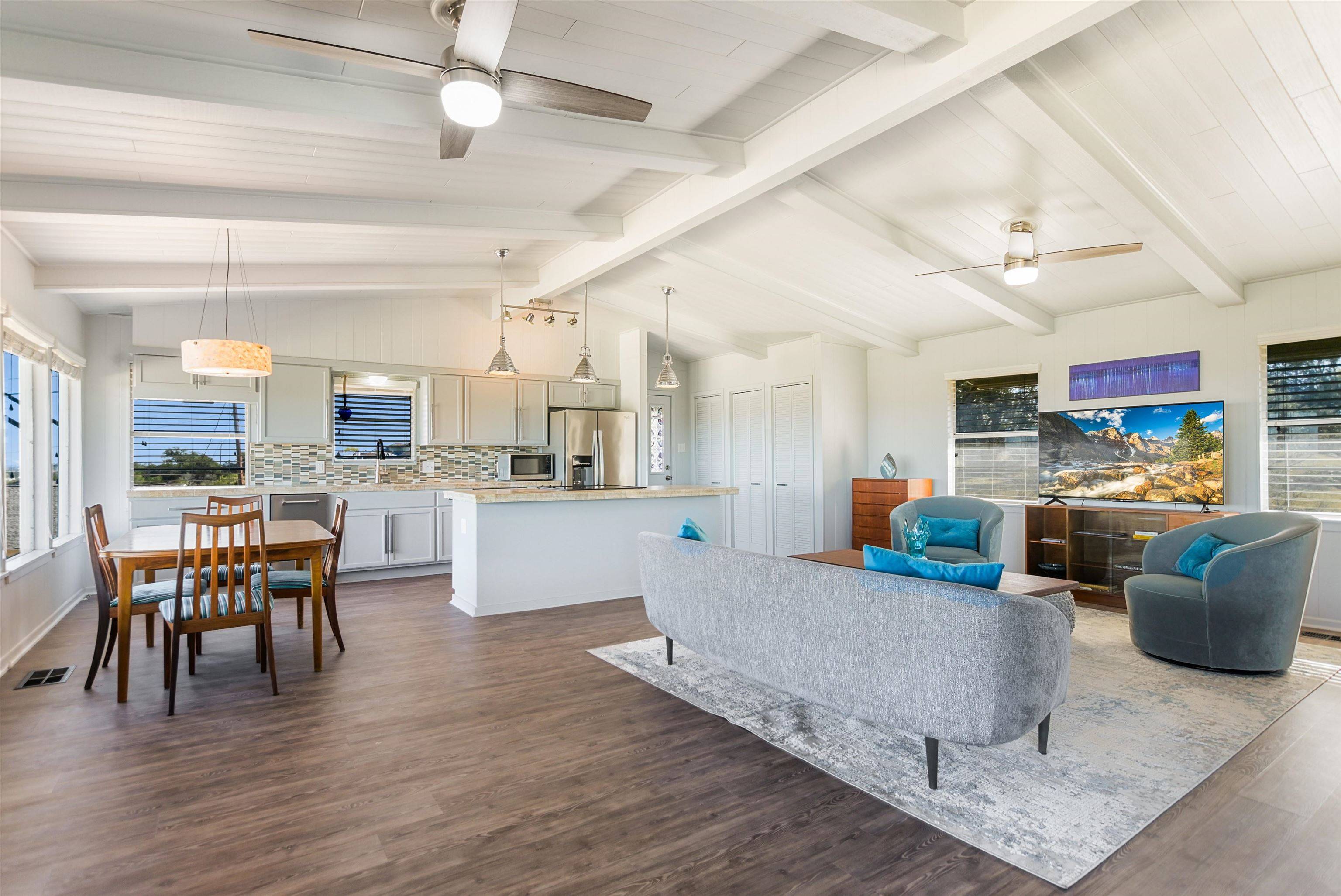 2500 Highview Drive, Horseshoe Bay, TX 78657