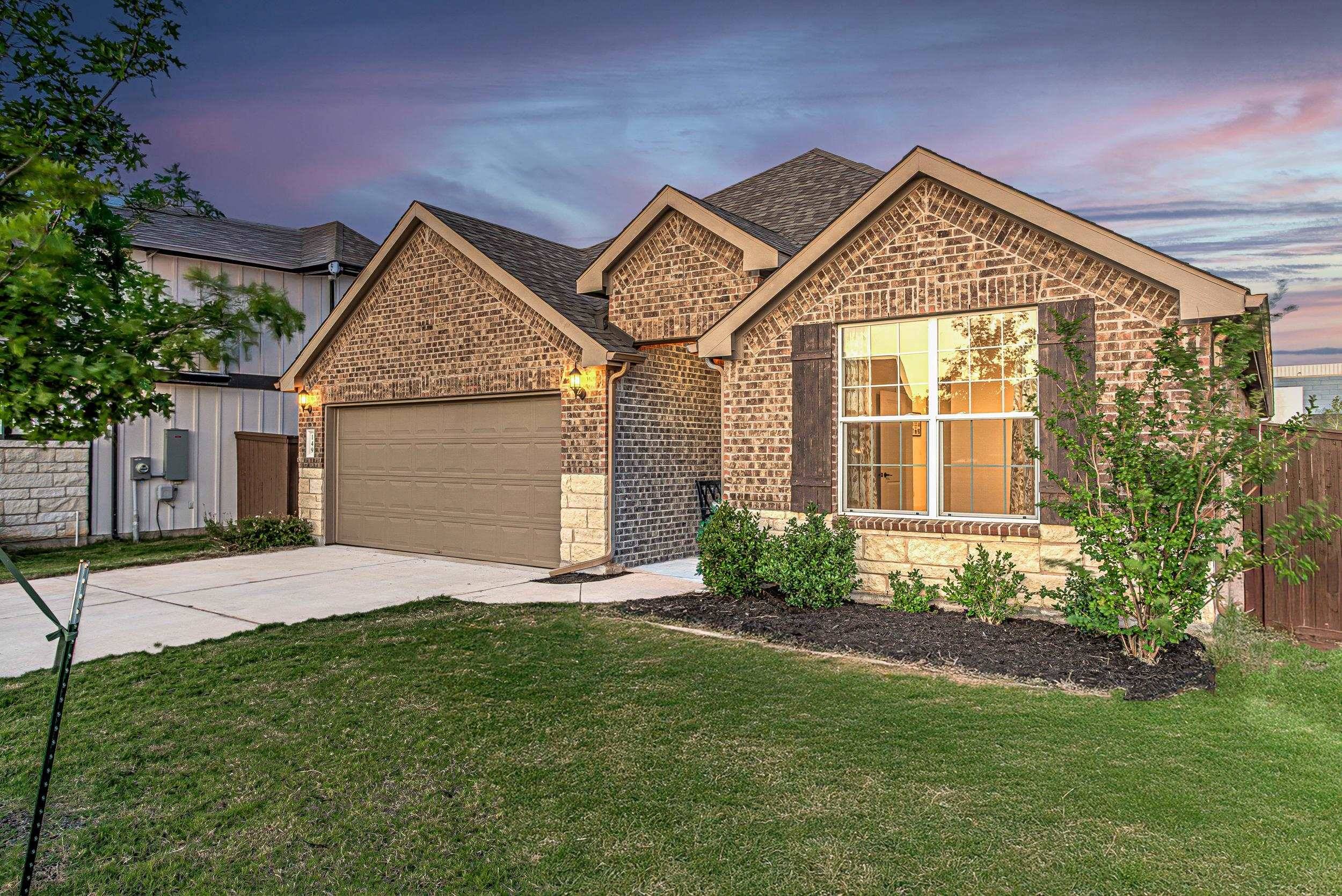149 Slenderleaf DR, Marble Falls, TX 78654