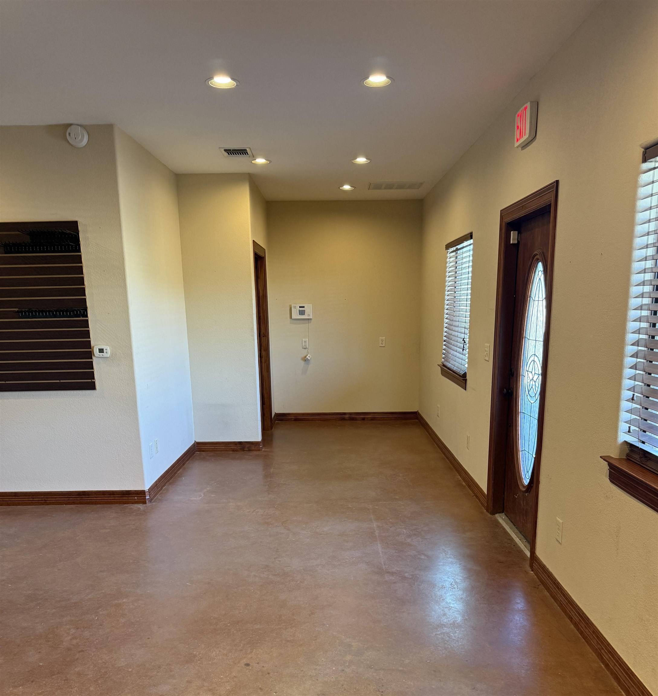 2414 Commerce ST, Marble Falls, TX 78654