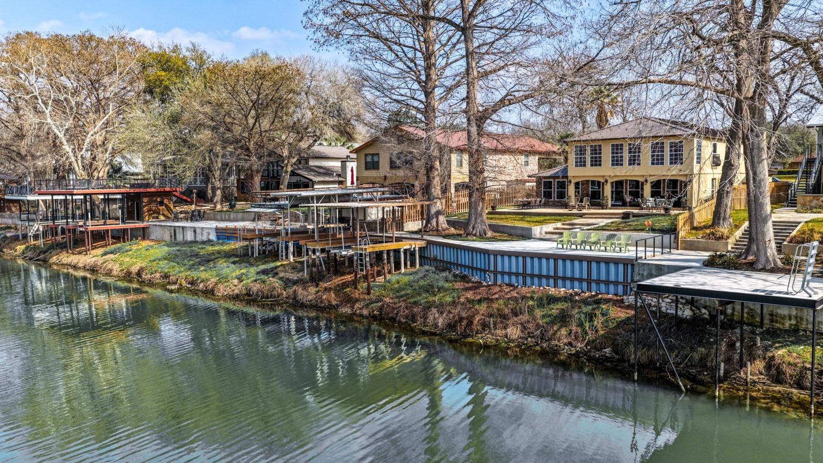232 Lake Ridge, Seguin, TX 78155