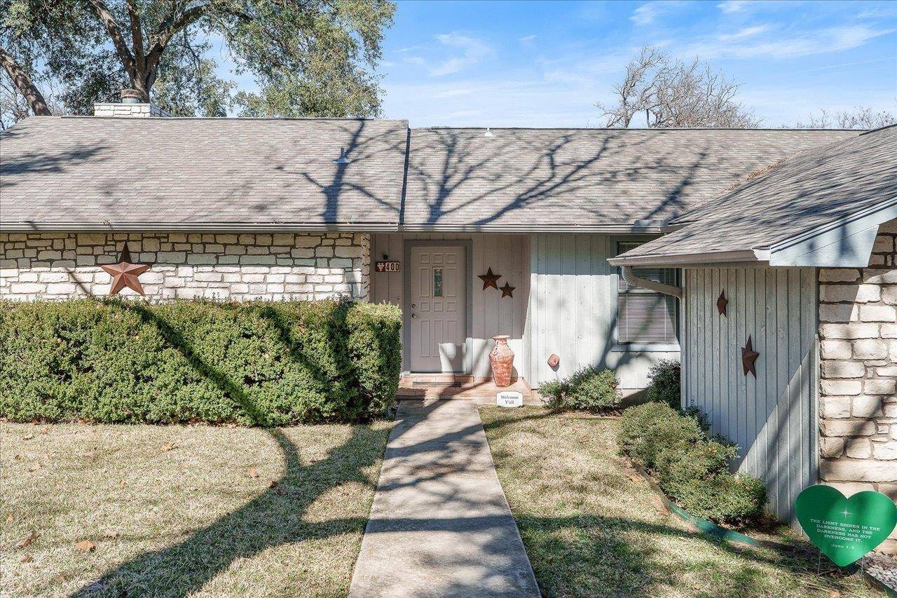 400 Blue Ridge Circle, Horseshoe Bay, TX 78657