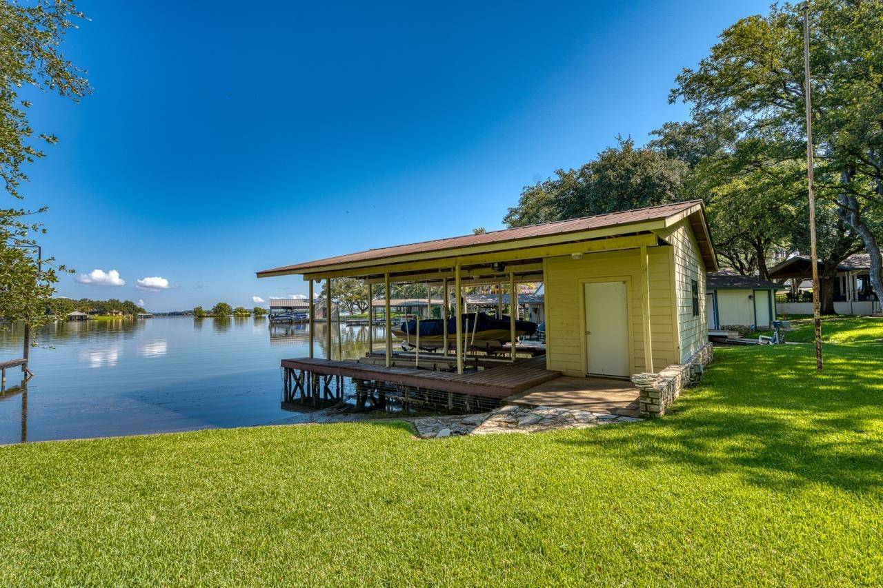 406 Lakeview Dr, Horseshoe Bay, TX 78657