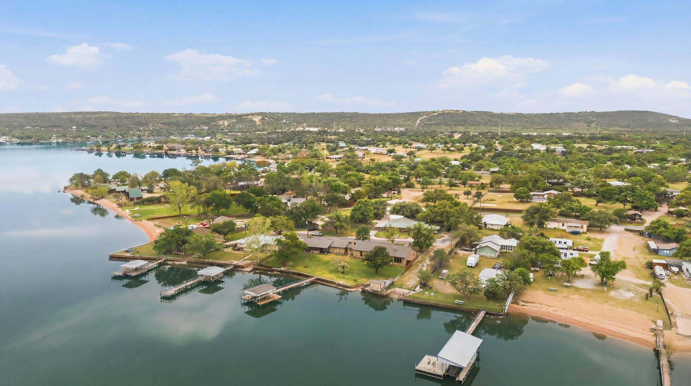 348 Carlson CIR, Buchanan Dam, TX 78609