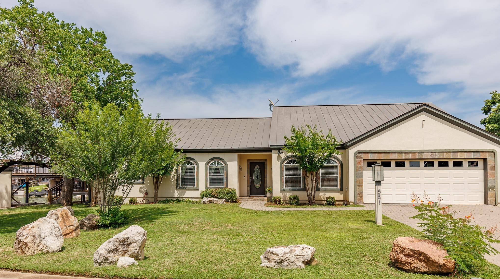 Address not disclosed, Horseshoe Bay, TX 78657
