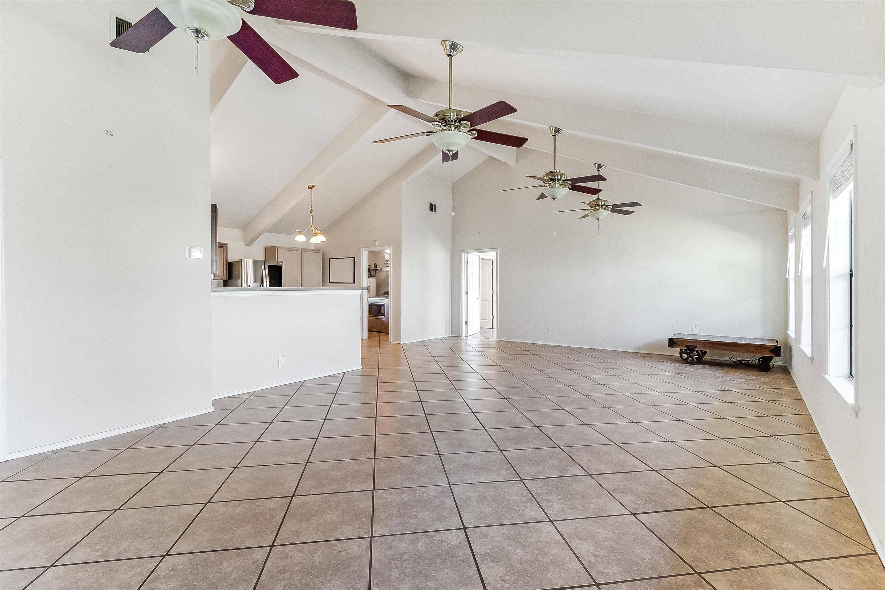 2906 Oak Ridge Dr, Horseshoe Bay, TX 78657