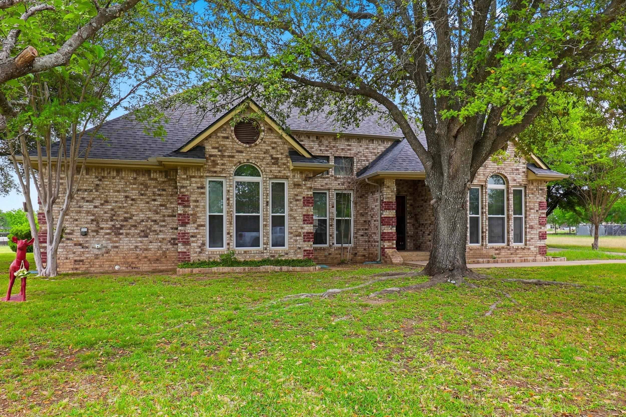 907 Sherman Dr., Marble Falls, TX 78654