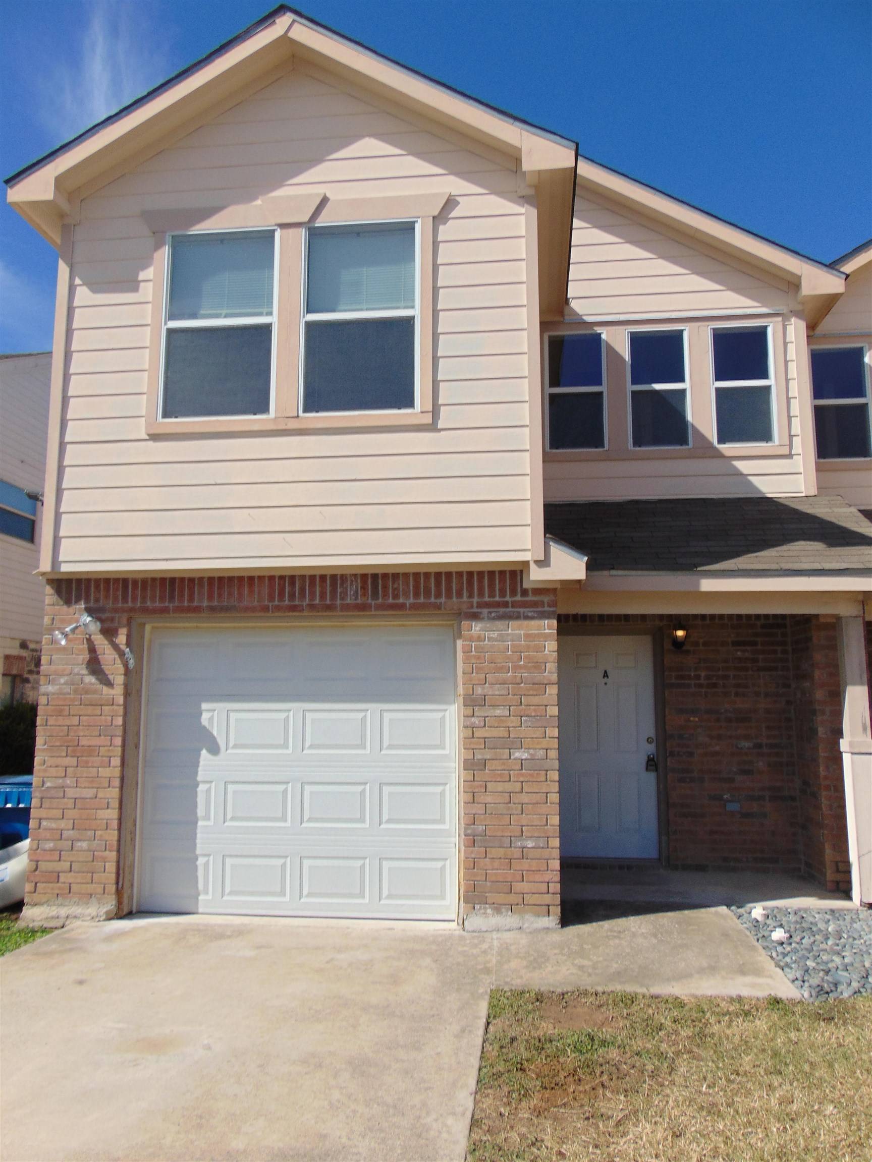 1600 B Claremont CIR, Marble Falls, TX 78654