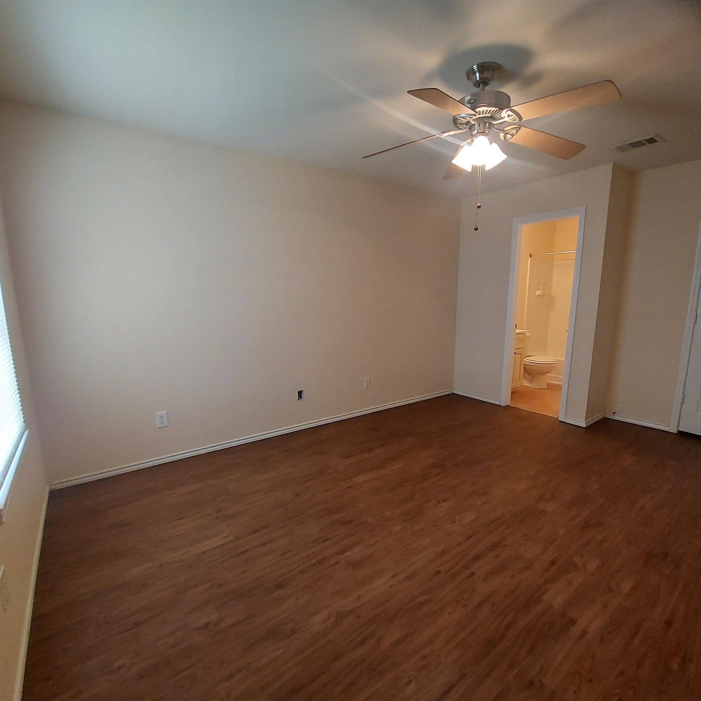 1509 B Claremont, Marble Falls, TX 78654