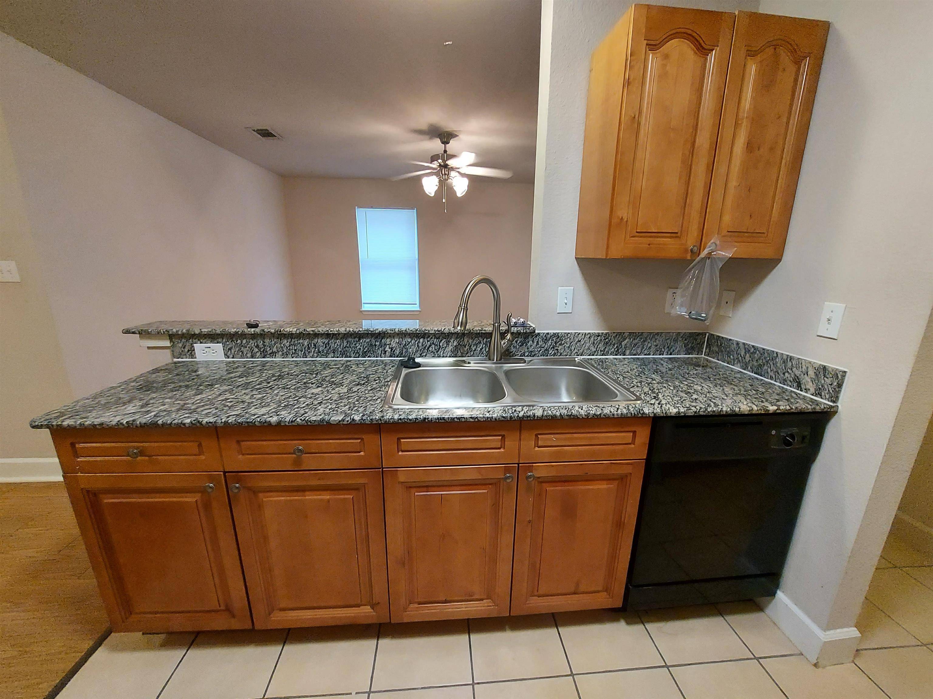 706 B Claremont, Marble Falls, TX 78654