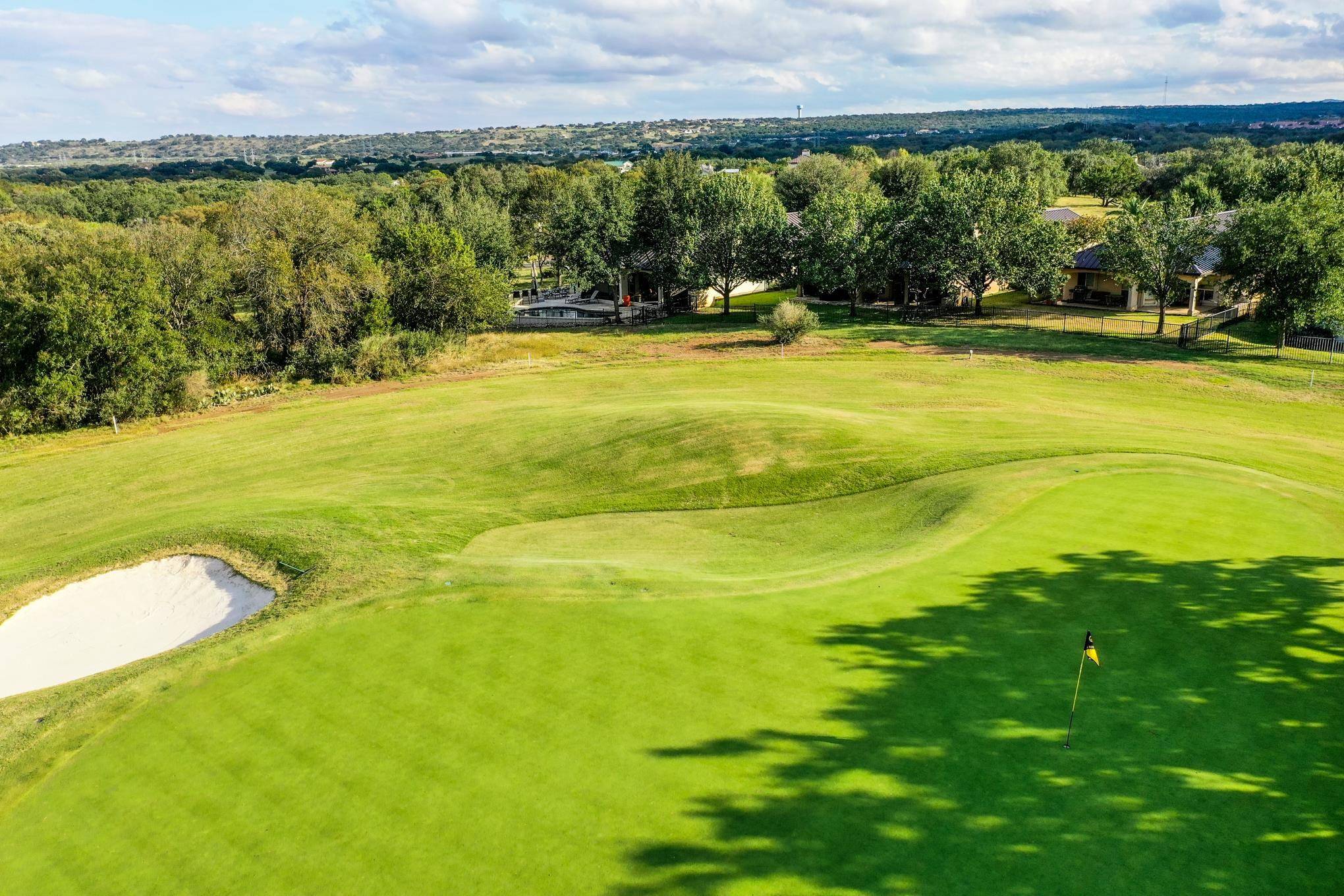 604 Fault Line DR, Horseshoe Bay, TX 78657