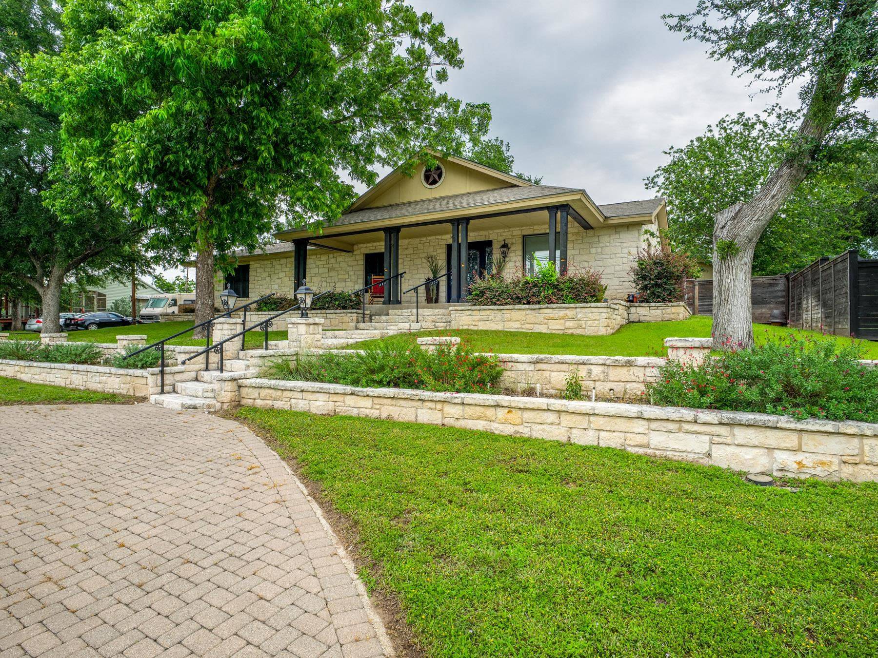 505 Avenue E, Marble Falls, TX 78654