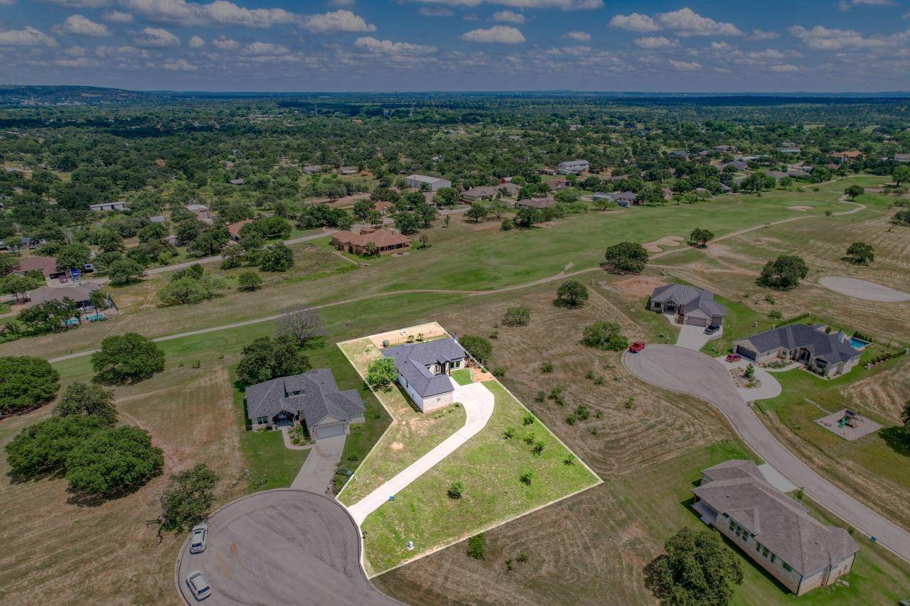 102 Pryor Place CT, Kingsland, TX 78639