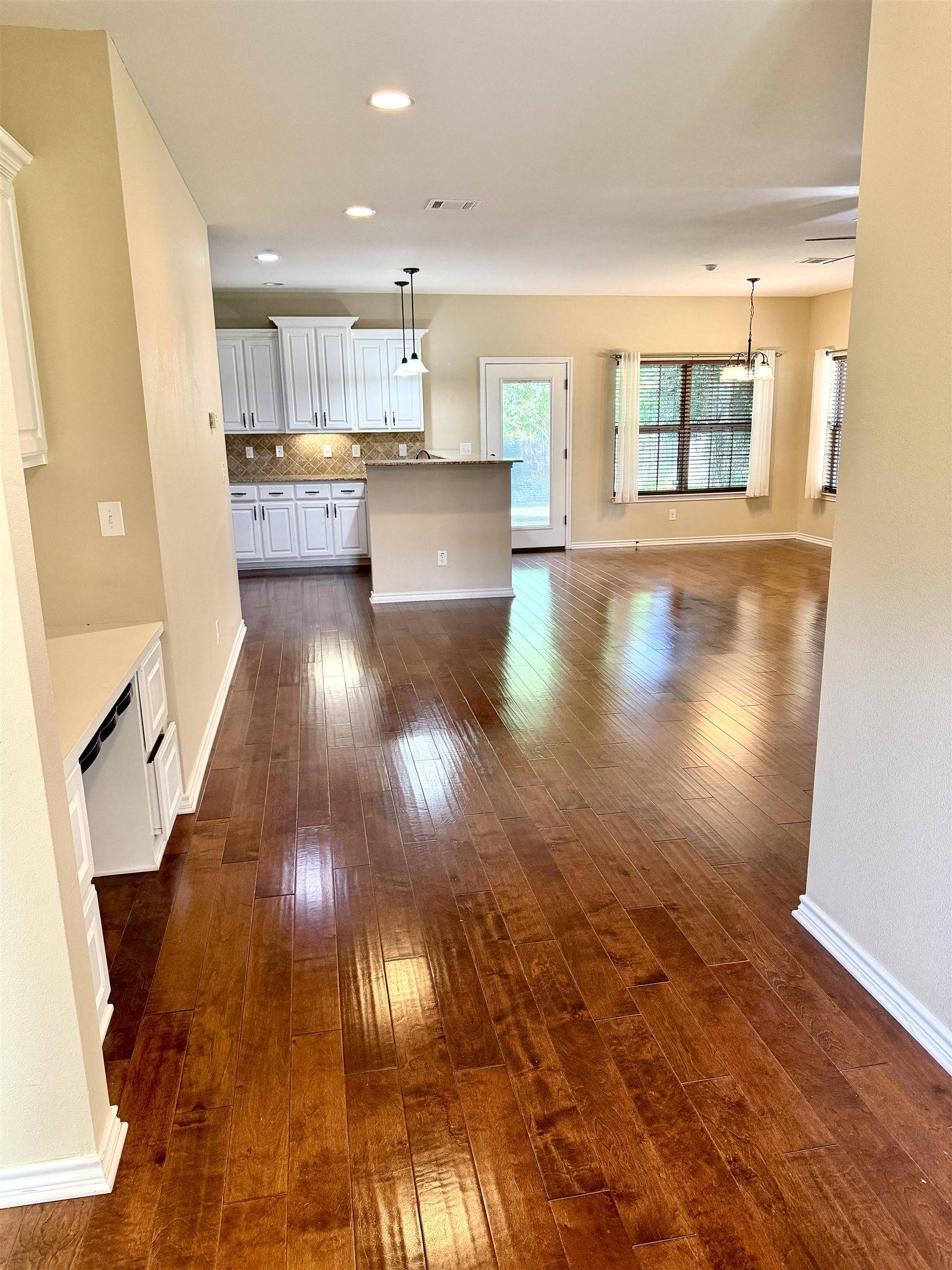 23 Samac Ln LN, Lampasas, TX 76550