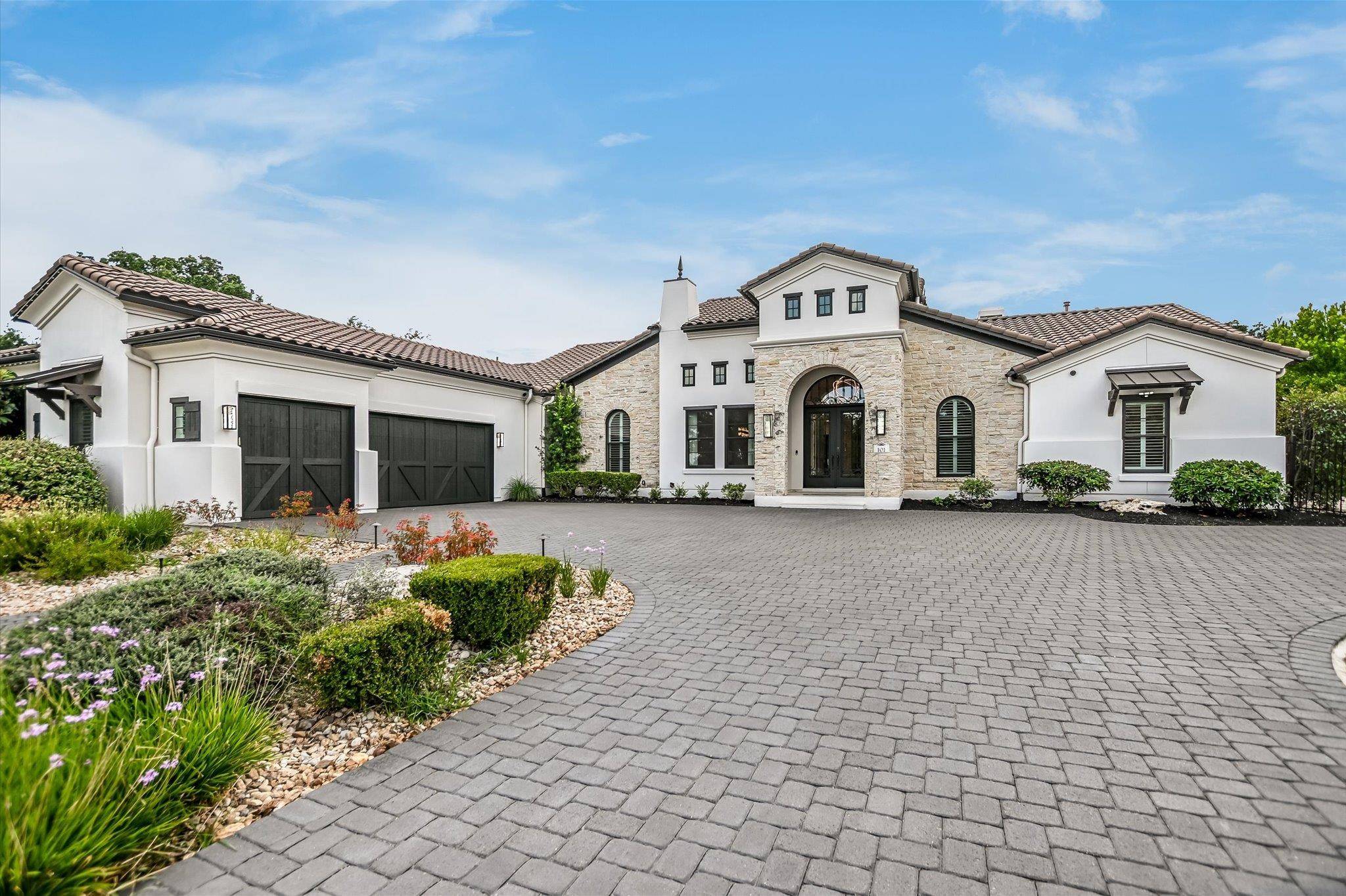 101 Dovetail LN, Georgetown, TX 78628