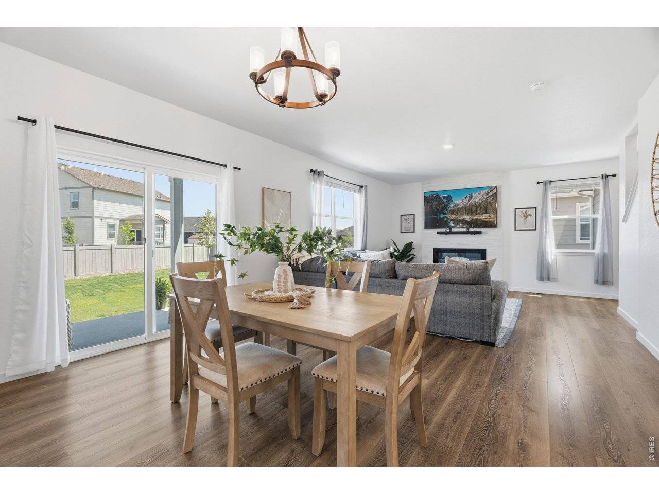 1822 Westport, Berthoud, CO 80513