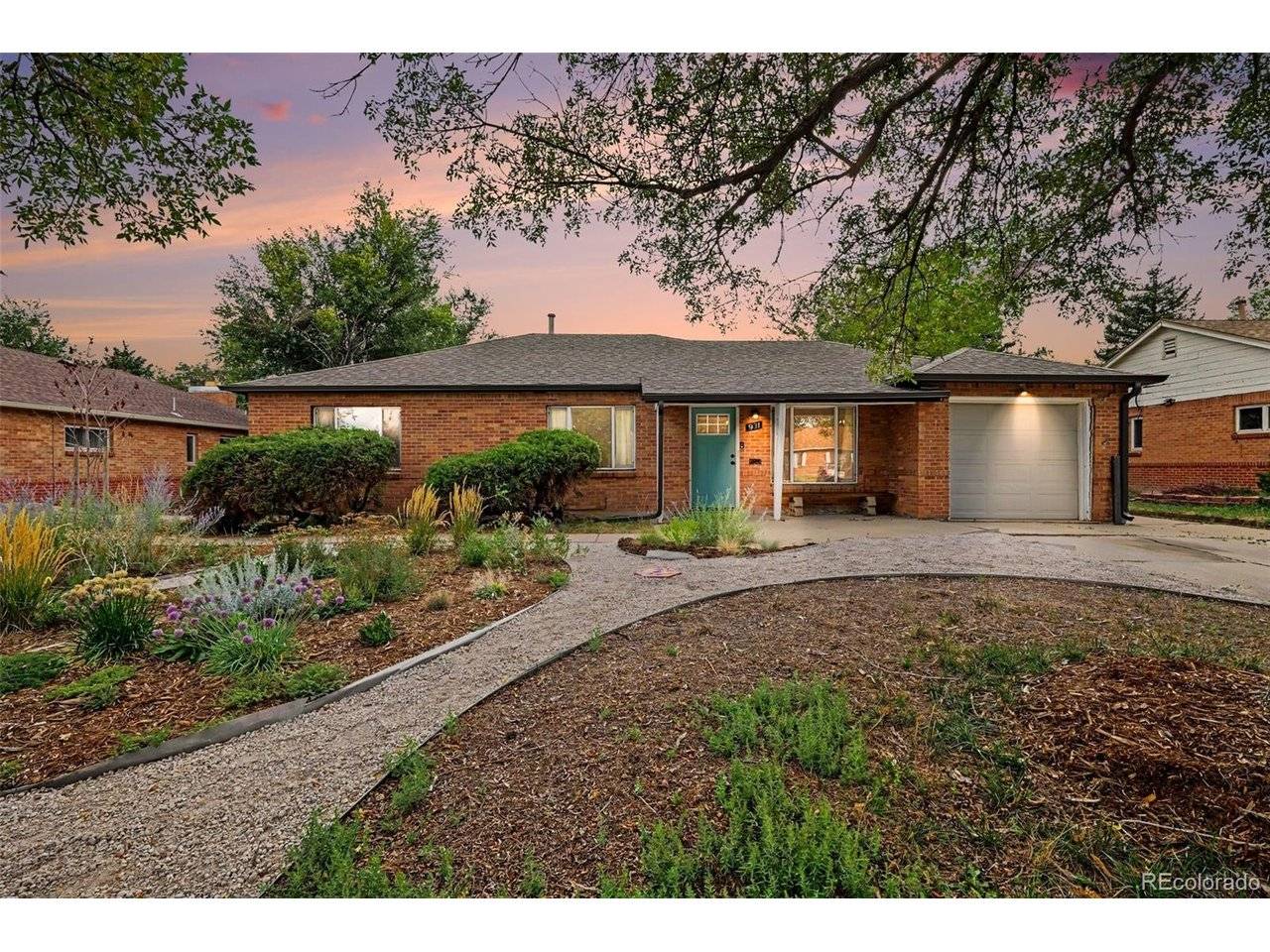 931 Tucson, Aurora, CO 80011