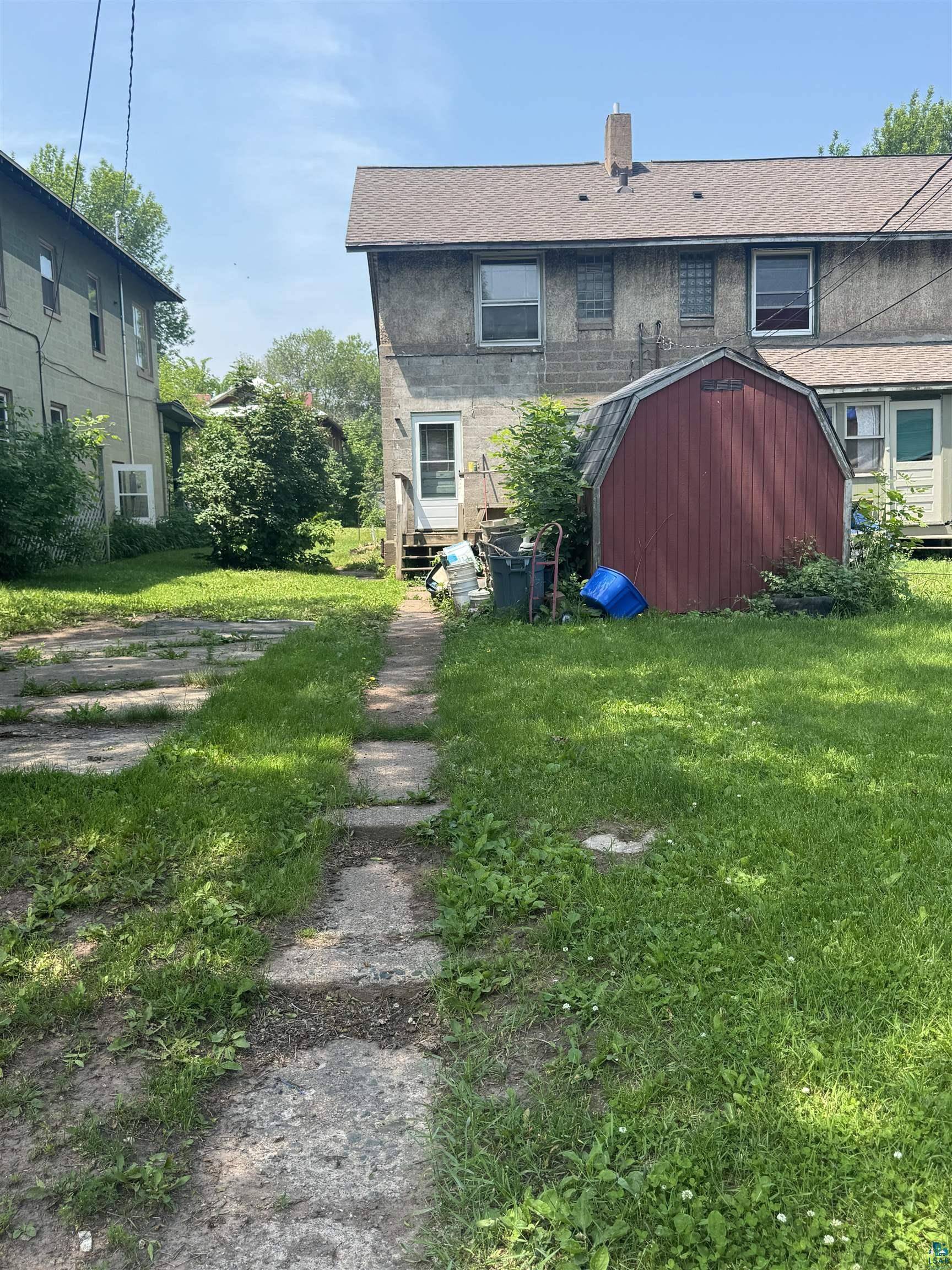 978 87th Ave W, Duluth, MN 55808