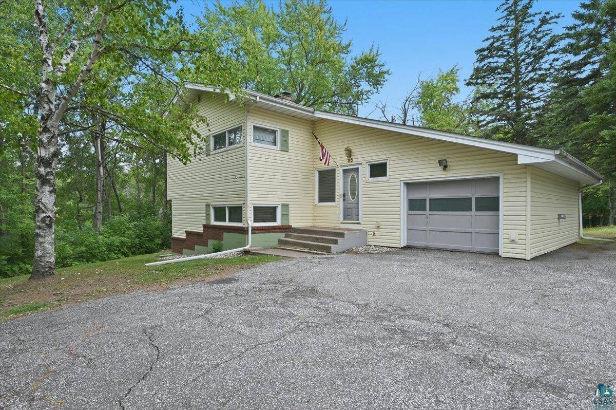 55 Billings Dr, Superior, WI 54880