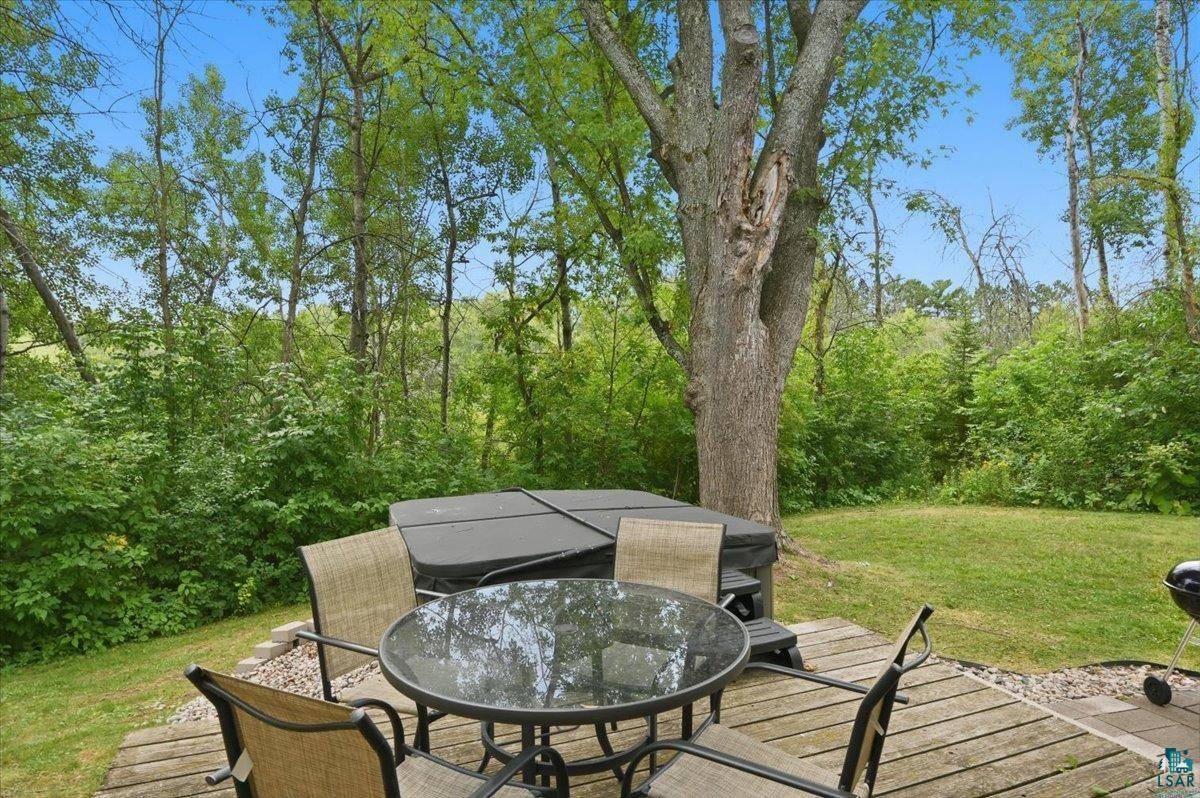 55 Billings Dr, Superior, WI 54880