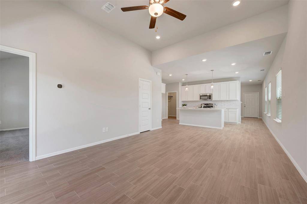 1262 Tallowwood Trail, Van Alstyne, TX 75495