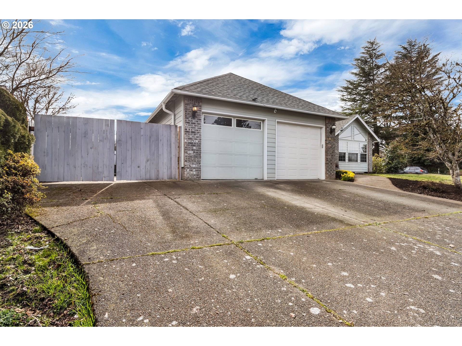 1420 NE HOFFMAN DR, Mc Minnville, OR 97128
