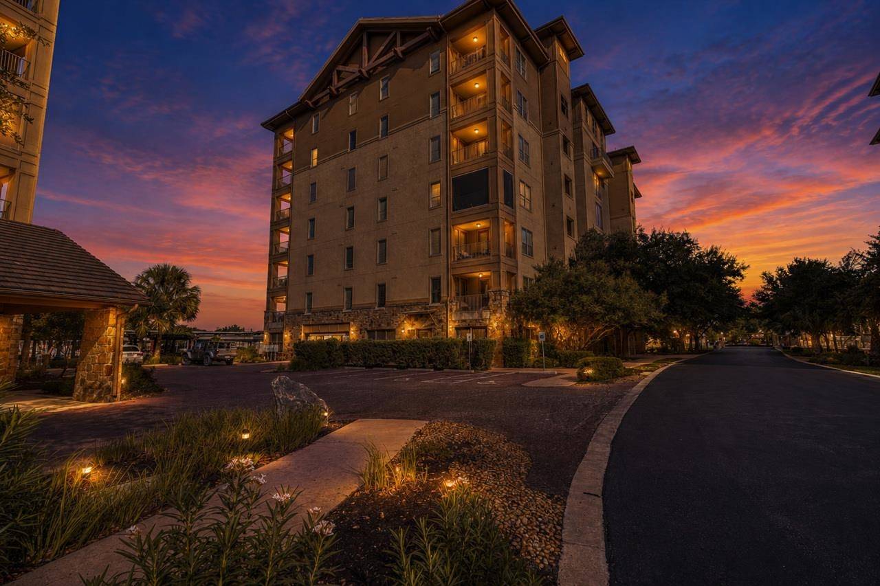 1000 The Cape, Horseshoe Bay, TX 78657