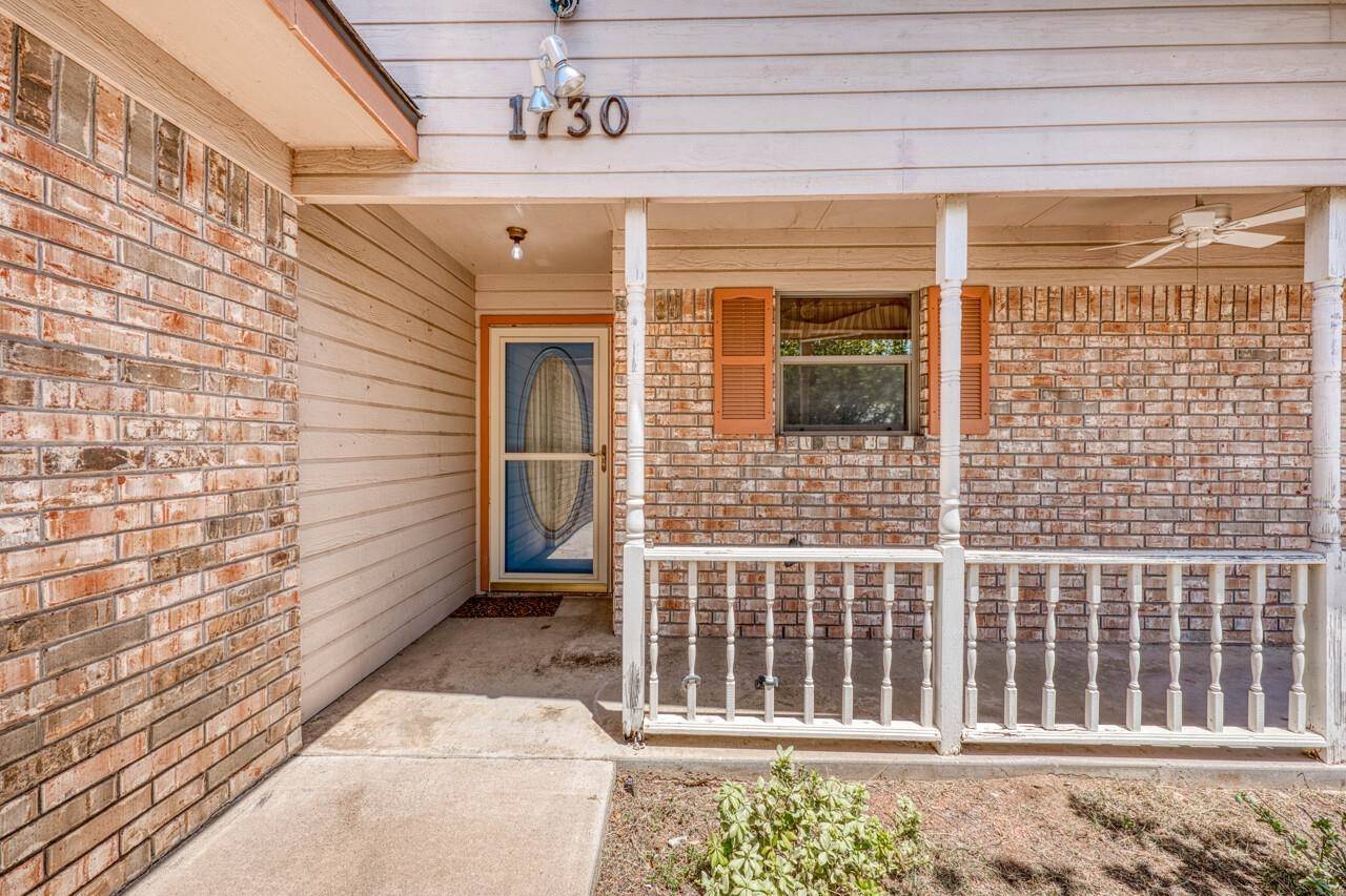 1730 Greenwood LN, Kingsland, TX 78639