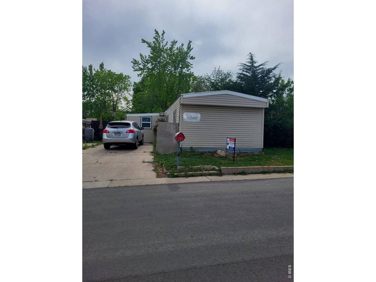 9069 Mandel, Denver, CO 80260