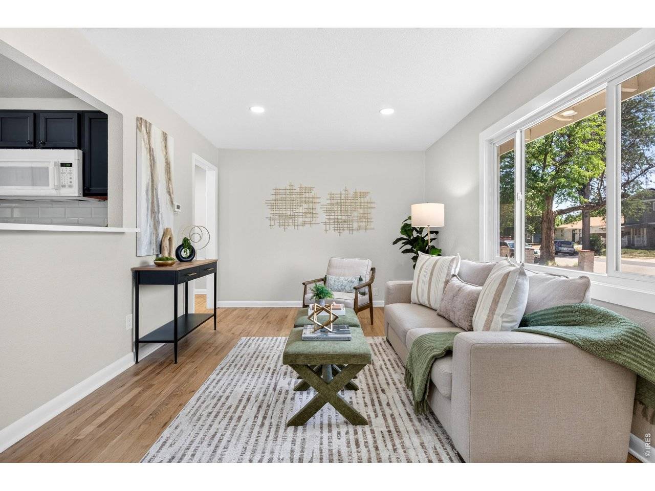 835 Lansing, Aurora, CO 80010