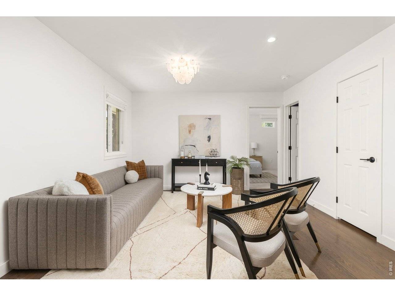 1095 Edinboro, Boulder, CO 80305