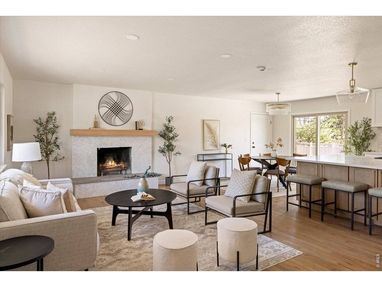 11820 W 30th, Lakewood, CO 80215