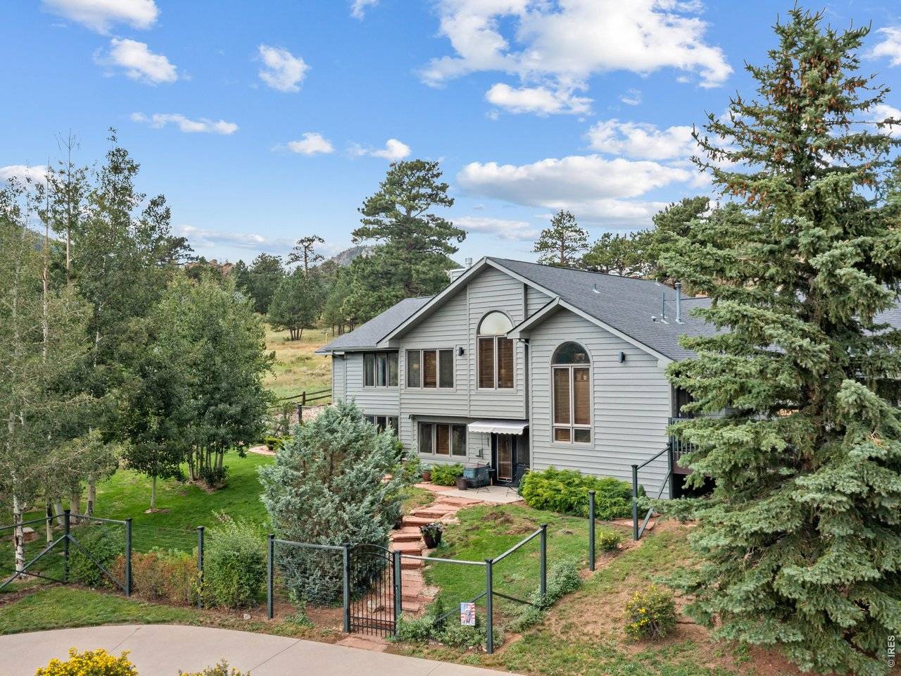 2251 Arapaho, Estes Park, CO 80517