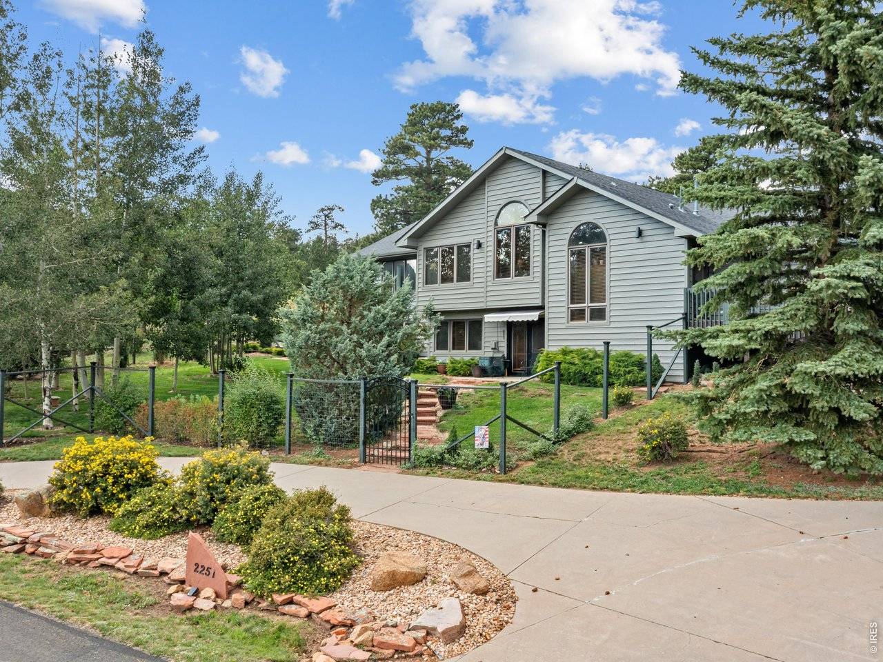 2251 Arapaho, Estes Park, CO 80517