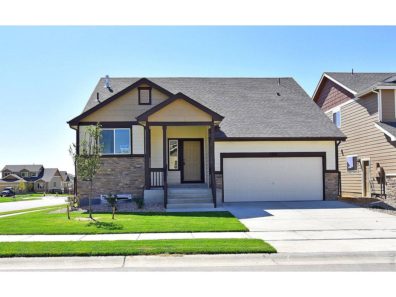 4863 Pinegrove, Johnstown, CO 80534