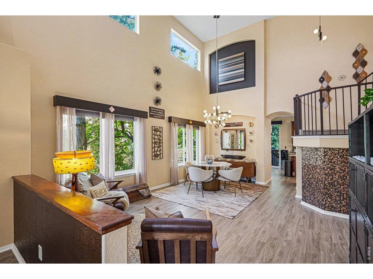 9690 S Dover, Littleton, CO 80127