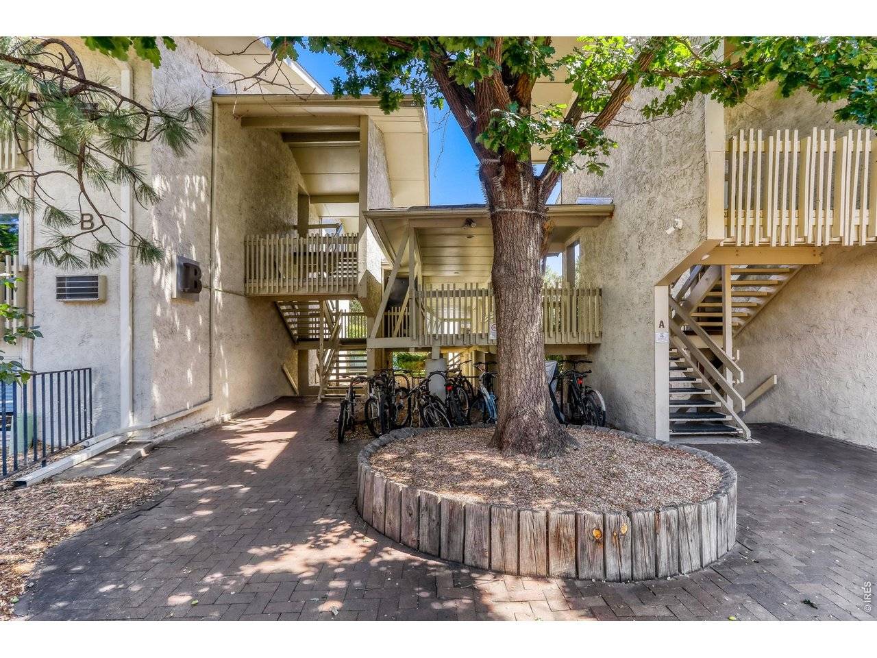 2707 Valmont #211B, Boulder, CO 80304