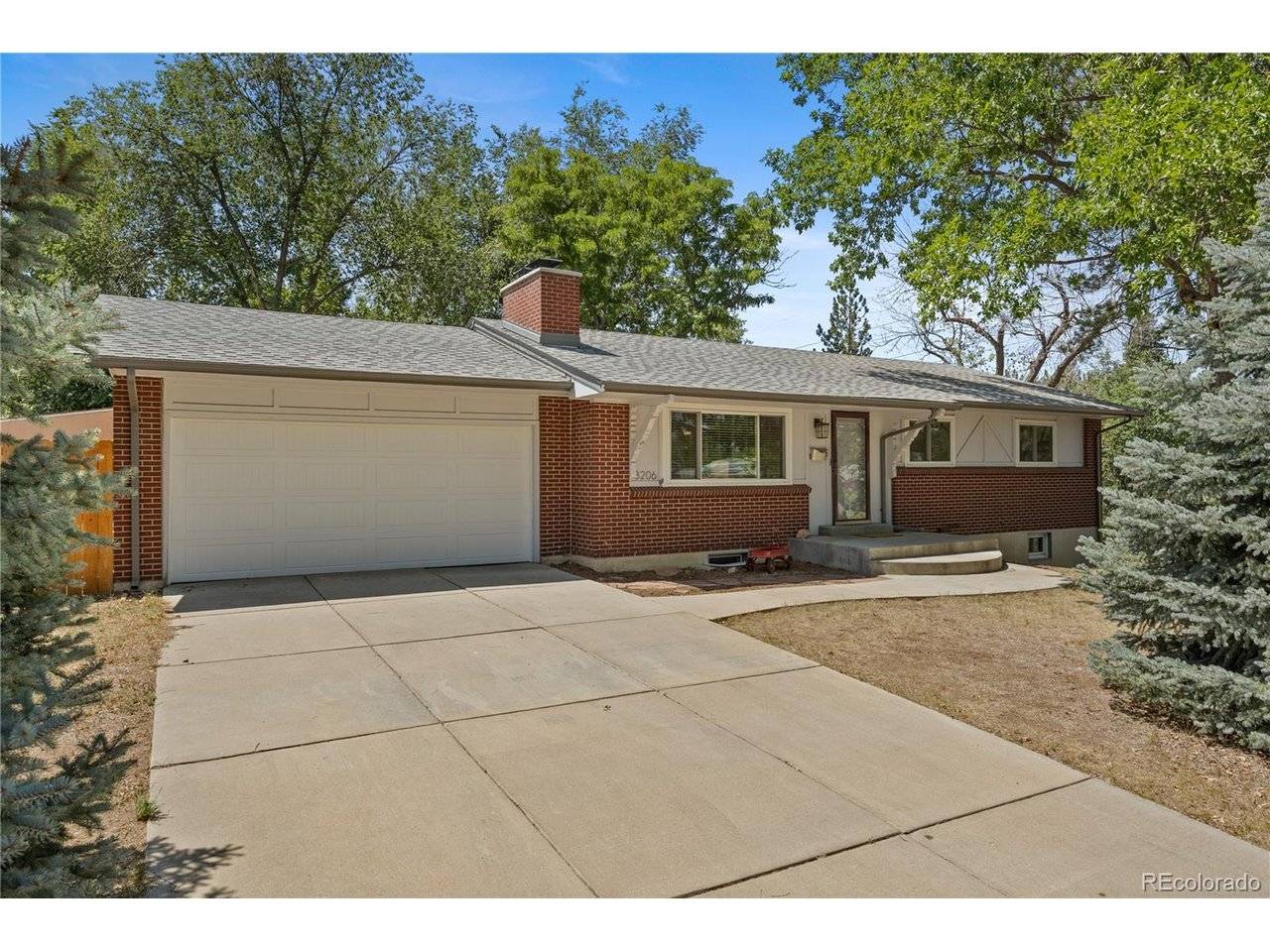 8206 E Lehigh, Denver, CO 80237