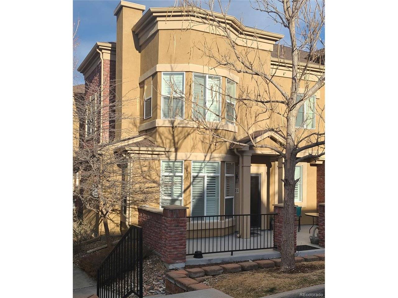 9492 Cedarhurst #B, Highlands Ranch, CO 80129
