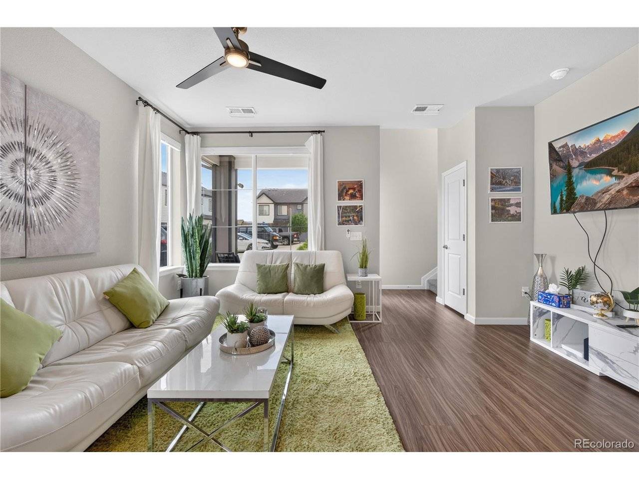19733 W 93rd #F, Arvada, CO 80007