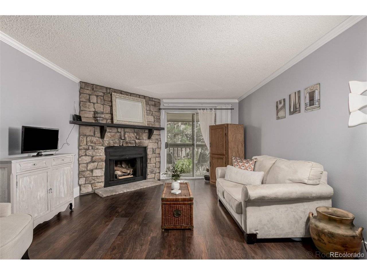 1863 S Pitkin #B, Aurora, CO 80017