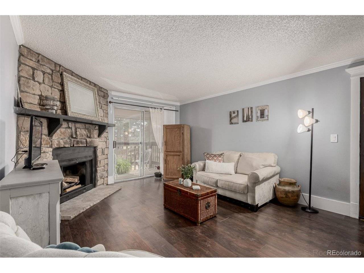 1863 S Pitkin #B, Aurora, CO 80017