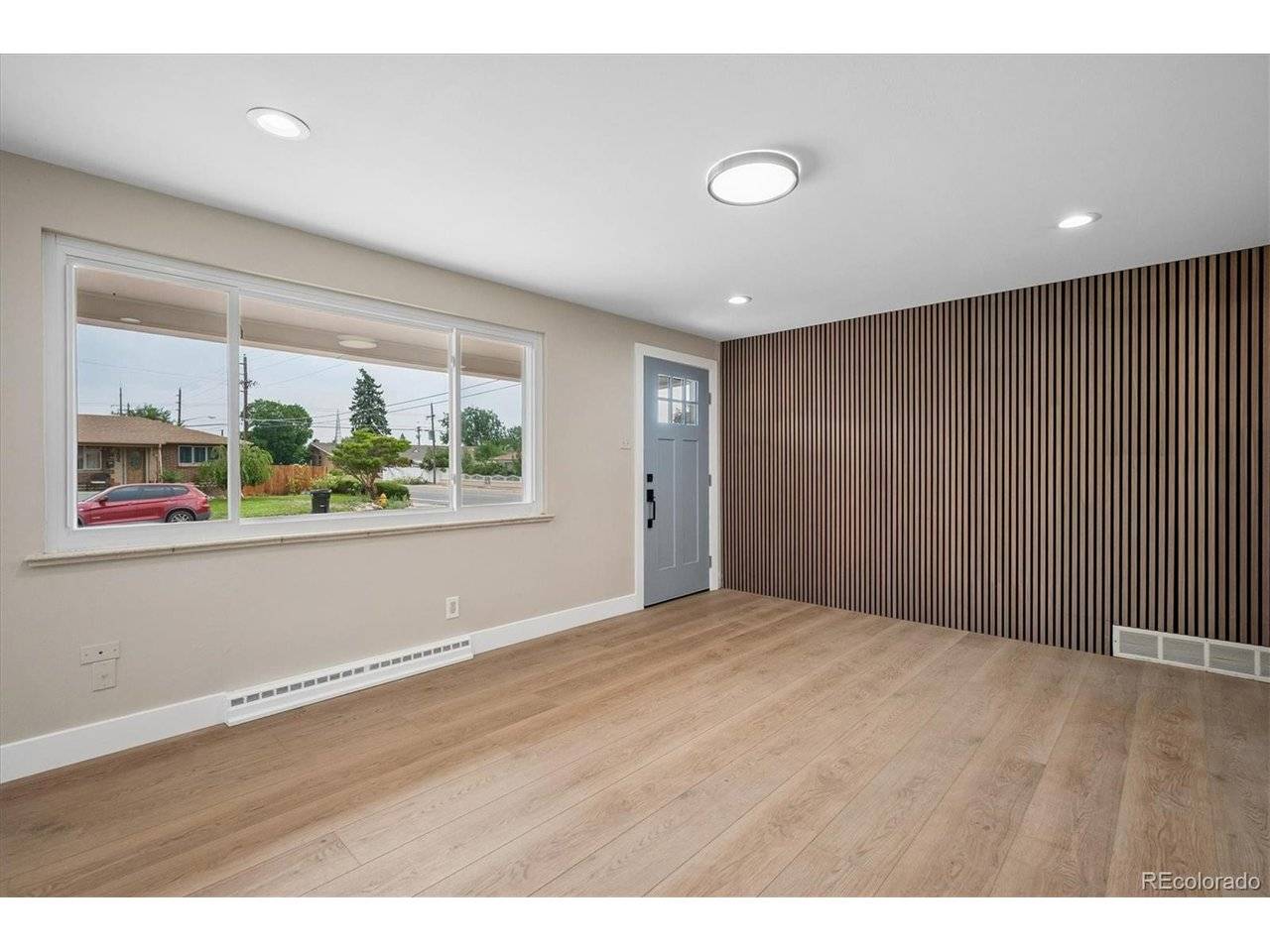 1495 S Benton, Denver, CO 80232