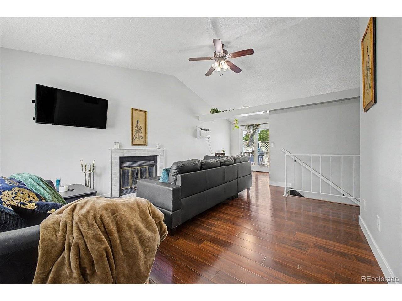 4882 S Genoa, Centennial, CO 80015
