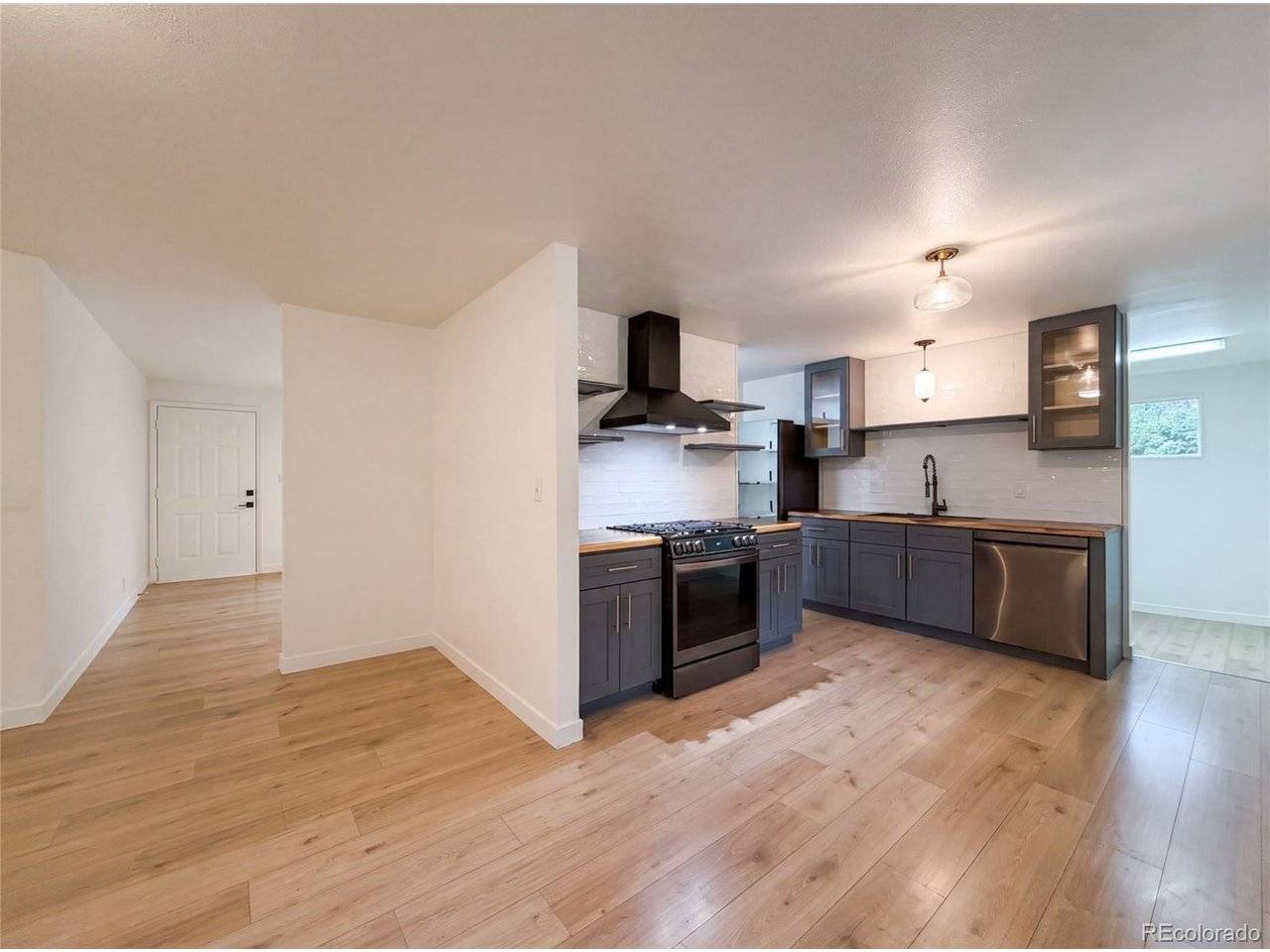 1950 Edgewood, Boulder, CO 80304