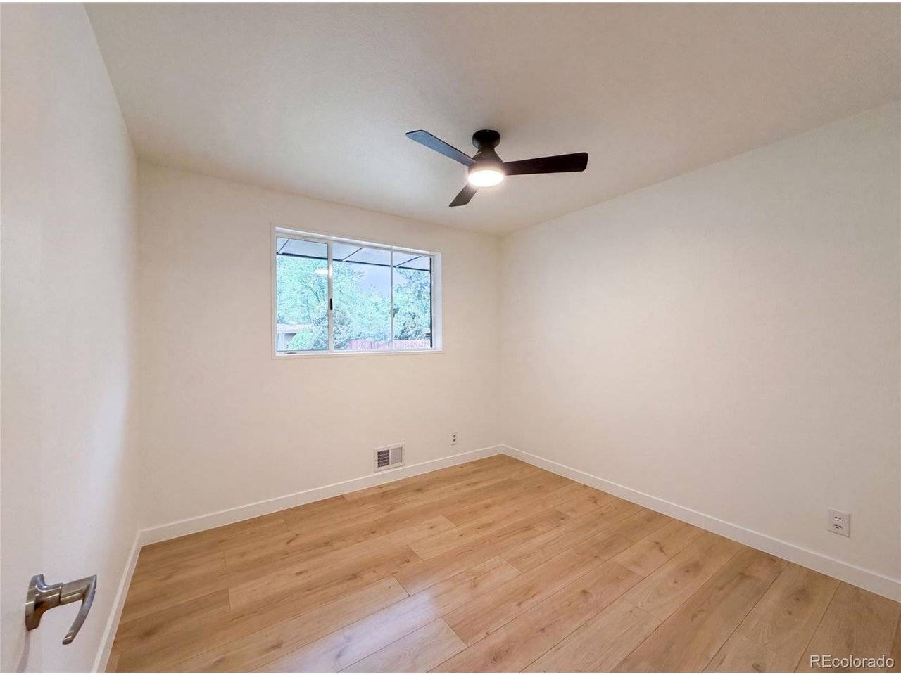 1950 Edgewood, Boulder, CO 80304