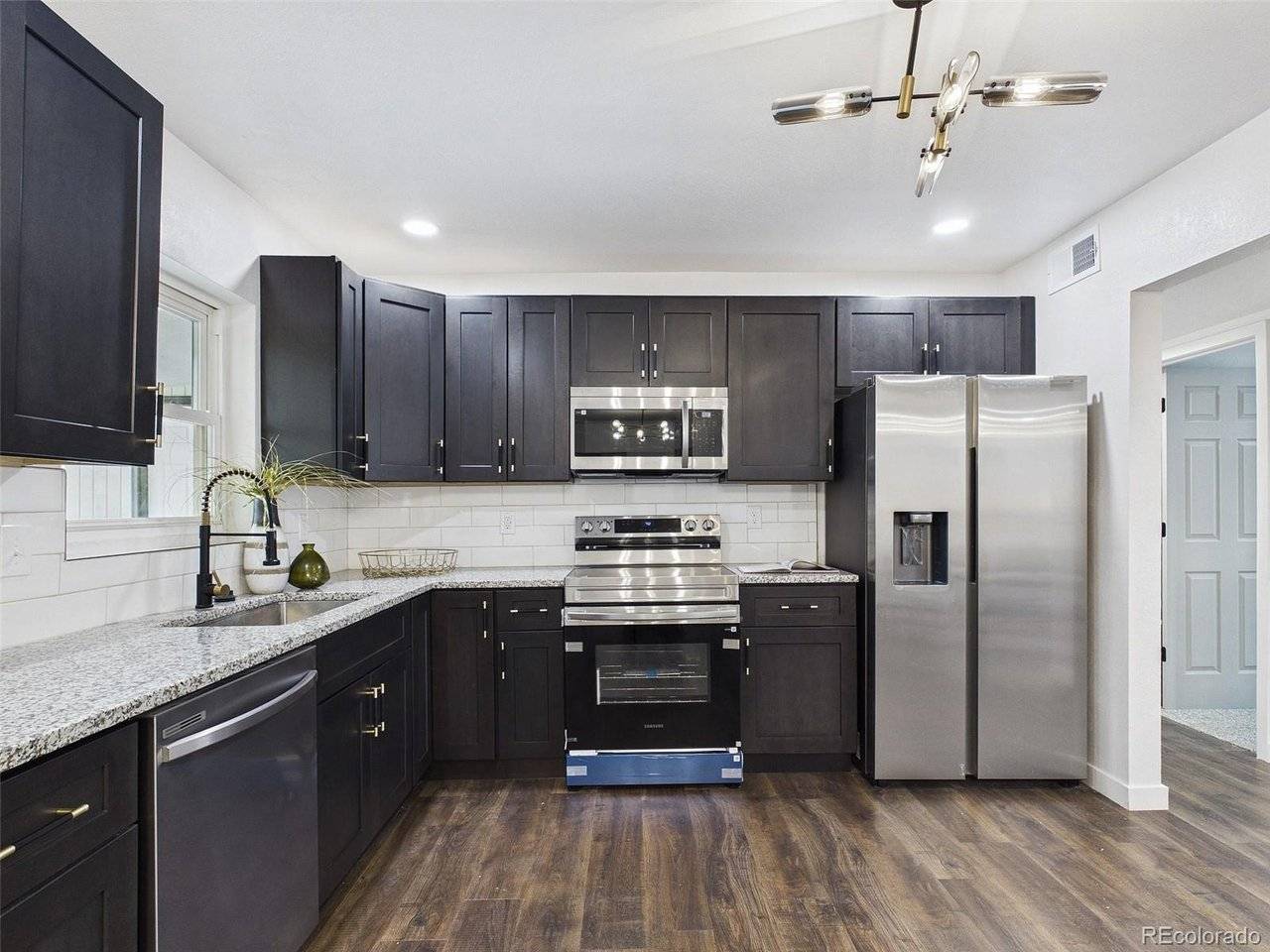 970 Scranton, Aurora, CO 80011